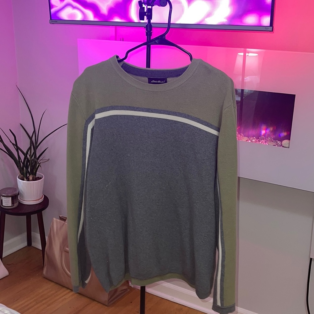 Men’s Green & Gray Sweater